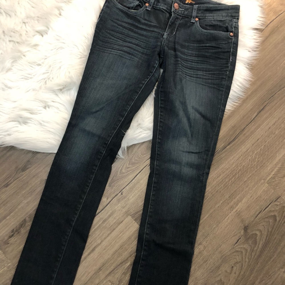 Seven Jeans Size 28 new without tags